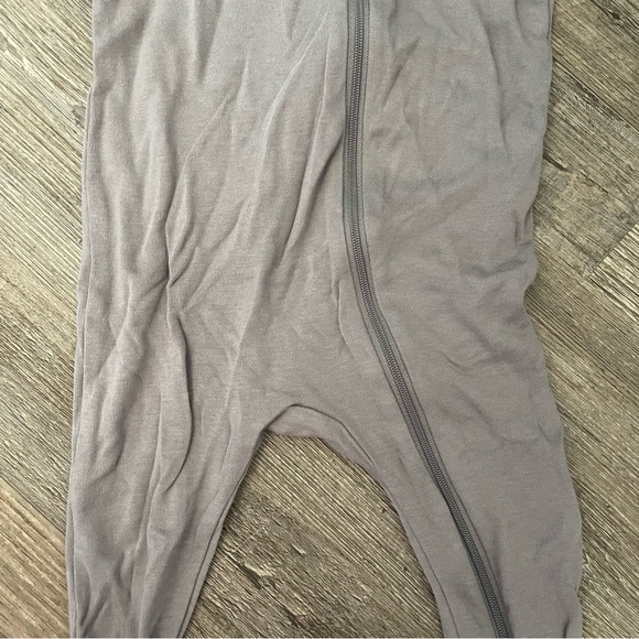 kith sleeper baby’s 12-18 months gender neutral coverall - Picture 4 of 5